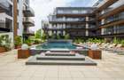 Walk to Cambridge School. Work from the Residents' Lounge. Relax by the Pool. - 19