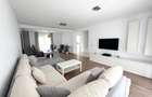Duplex cu piscina- 4 camere si 2 bai - zona foarte buna- Mosnita Noua - 5