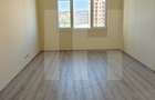 Apartament 3 camere, etaj intermediar, Zona Vivo - 3