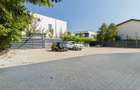 Spatiu comercial de la 14 euro de inchiriat Amber Forest Plaza