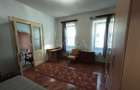 Apartament renovat, curte comună îngrijită, zona Podul Traian. - 3