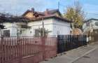 Teren+casa pentru  renovat zona centrala Campina