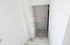 Apartament cu 5 camere de vânzare în zona Precista - 13