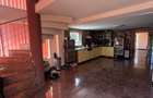 Casă P+1+2+M, 360 mp, 7 camere, 4 băi, granit interior/exterior, 2 garaje, Sasar - 1