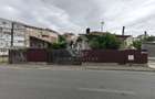 Proprietate cu potențial comercial – casă și teren în zona Clubul Politistilor /