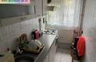 Apartament 3 camere de vanzare : Vest-(Aleea Stanisoarei), etajul 2, - 4