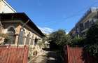 Vând  teren 382mp,casă renovabilă/demolabilă, Mihai Viteazu-Caraiman-Republicii. - 2
