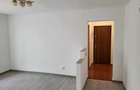 Apartament cu 3 camere semidecomandat – Zona Primăverii, Botoșani | Etaj 2 - 3