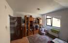 Casa de vanzare cu 5 camere, 200 mp, zona Micro 3 - 6