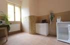 Apartament spatios 3 camere,zona medicina - 6