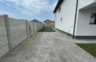 Duplex cu 4 camere si mansarda. Curte 250 mp. Comision 0 - 3