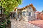 Casă Str. Grăniceri - 134 mp Utili -  Centrală Gaz - 5 camere