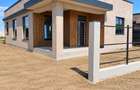 Case Premium de vanzare | Sendreni | Piscina privata | Strada asfaltata