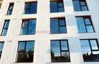 Apartament 3 camere etaj 3 / 85mp utili/ vest / panouri/ Metrou 1 Dec - 15