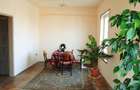  Piața Romană nr. 9 (Blocul cu Coloane) vedere centrală 
