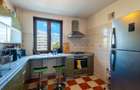 Apartament de 3 camere, la 10 minute de mers pe jos de Piața Unirii.