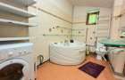 Acces rapid la facultati, Apartament 3 camere, decomandat 500 € - 12