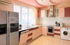 Casa de vanzare cu 5 camere, 298 mp, Cartierul Rogerius - 6