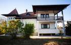 Vila deosebita 250 mp si teren 980 mp  Pitesti, Gavana 3 Pret  325 000 euro neg. - 2