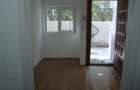 Vânzare Casă 7 camere în Drumul Sarii, intrari separate, curte 338 mp, centrala