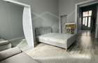 Central, Cladire istorica, 2 camere, 2 bai, modern renovat - 1