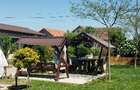 Vila cu anexe de vânzare - 13