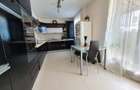 Vand Apartament 5 camere duplex,doua locuri de parcare ,boxa .Soseaua Nordului