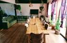INVESTITIE Vila moderna + vila la rosu, teren 1480 padure