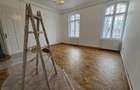 Birou superb renovat in Centrul Istoric Brasov - 10