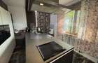 Casa de vanzare cu 4 camere, cartier Bradet - 4