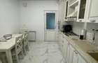 Targu Cucu-Palatul de Justitie-2 Camere Decomandat Renovat-bloc tip VILA