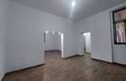 Apartament cu curte privata, zona Bou Rosu, pentru locuit sau afacere - 2