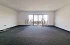 Apartament spatios si cu loc de parcare in Andrei Muresanu - 4
