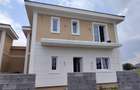 Duplex despartit prin C.T. - dormitor la parter - 3 bai - zona excelenta - 1