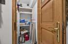 Apartament 3 camere, două băi de vânzare - Str Poetului - 20