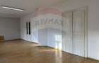 Apartament ultracentral cu curte, 2 unități locative. Str. Pitesti - 11