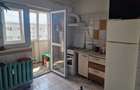 Apartament 3 camere, 2 bai, mobilat, utilat, vedere, AC, loc parcare.