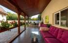Vila eleganta cu 6 camere, natura si liniste - Vulcan, Brasov - 1