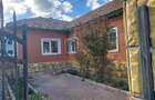 Casa 2 corpuri - Ovidiu - 110.000 euro  (Cod E2) - 1