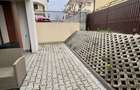 Apartament cu 2 camere,70 mp plus terasa de 20 mp in zona Tractorul - 10