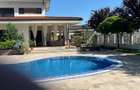 Vila cu piscina si teren 1350 mp - 2