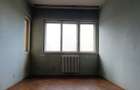 Apartament generos cu 4 camere și garaj inclus, zona Centrala - 6