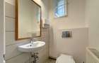 Apartament cu 3 camere in centrul istoric al Brasovului - 8