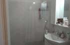 Proprietar, vand sau ofer la schimb apartament 2 camere semidecomandate - Brazda