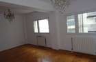 Bloc tip Boutique, constr.2000, cu 2 intrari si parcare subterana - 18
