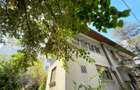4 rooms ***203 SQM useful*** / 38 SQM terrace + garage / Primaverii