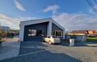 Vand duplex modern pe parter, in  Ghiroda, toate utilitatile, 141 mp utili, 420  - 1