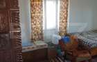 Casă cu 3 dormitoare și teren generos de 96 ari, aproape de Lacul Brăteni