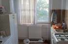 Apartament 3 camere decomandat | Podu Roș - 300€ negociabil - 4