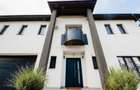 Vilă exclusivistă | 290 mp utili | Teren 719 mp | Piscină încălzită | - 54